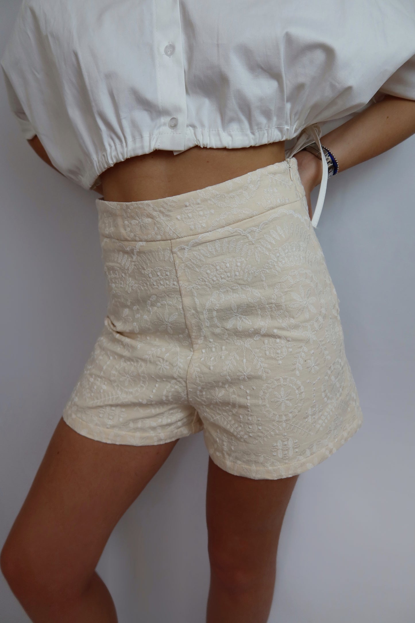 Short Nyla